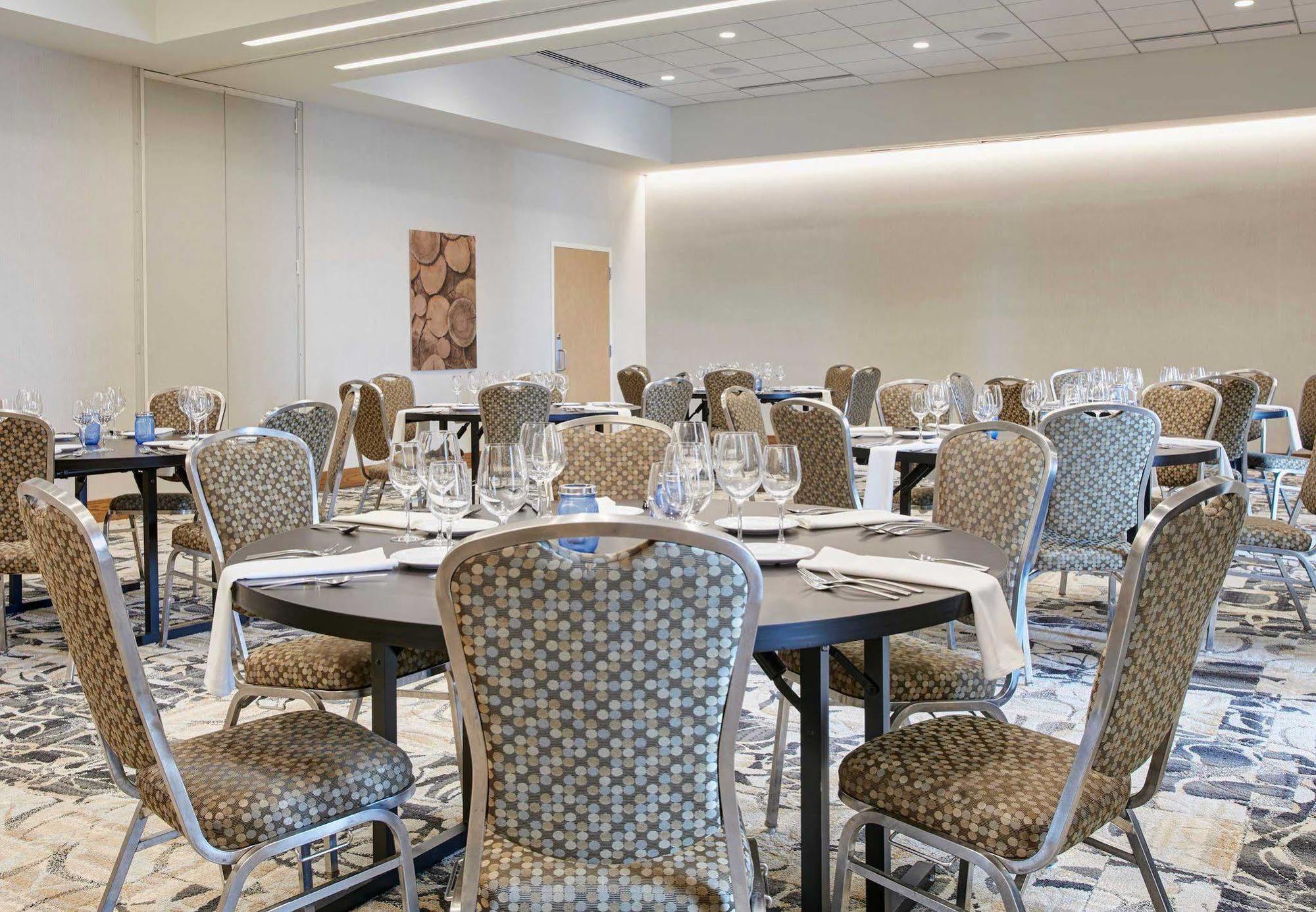 Courtyard By Marriott Erie Bayfront Otel Dış mekan fotoğraf